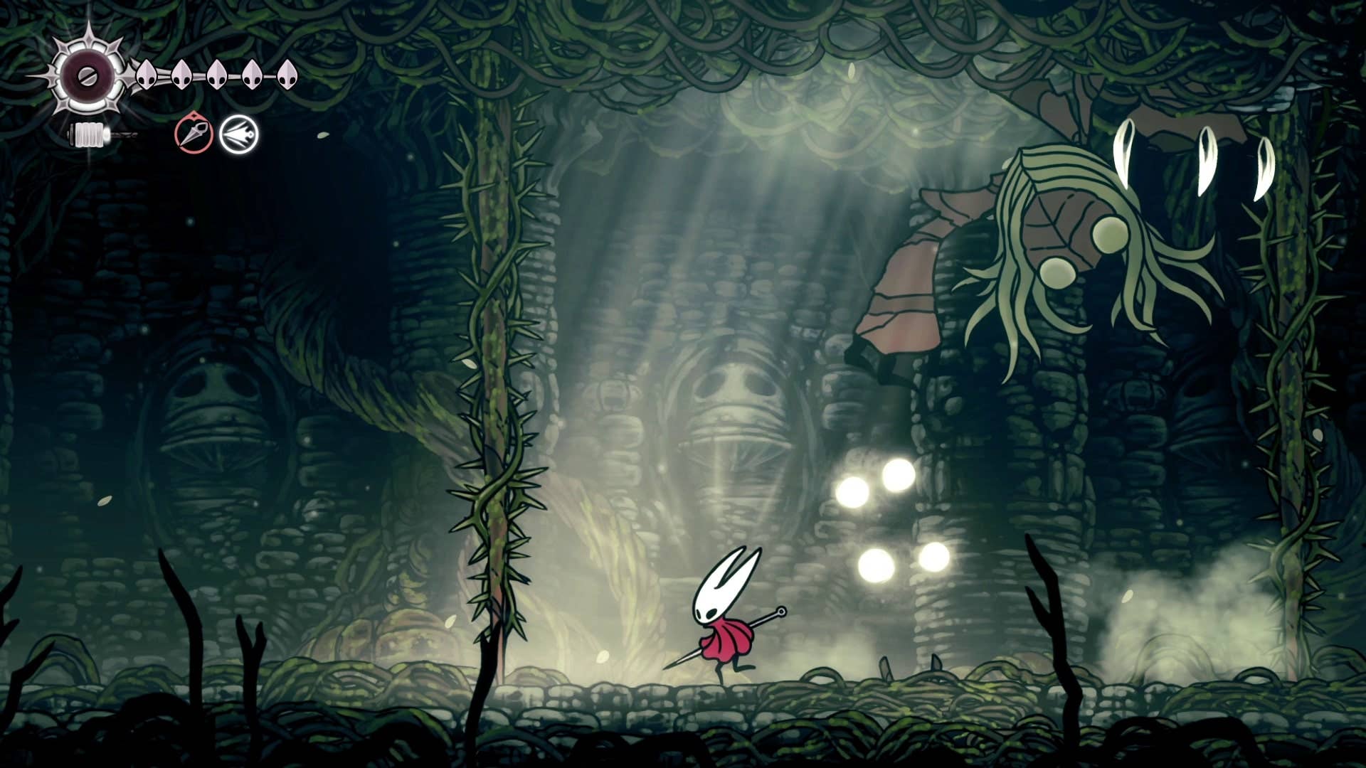 Hornet убегает от удара рукой Sister Splinter в Шелвуде в Hollow Knight: Silksong