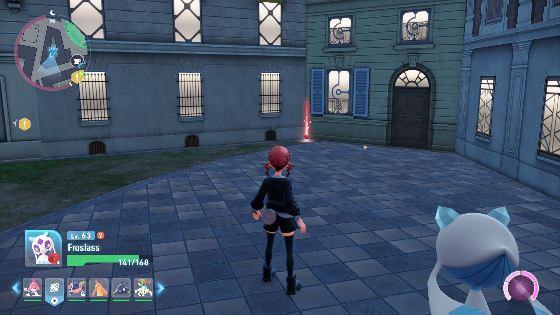 Игрок приближается к покеболу с Блестящим камнем в Pokémon Legends Z-A