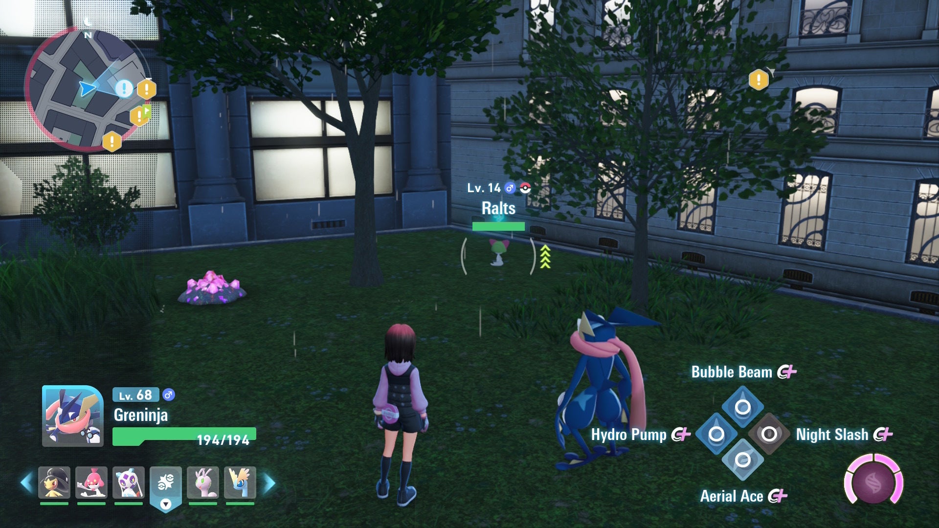 Игрок приближается к дикому Ralts в Pokémon Legends Z-A