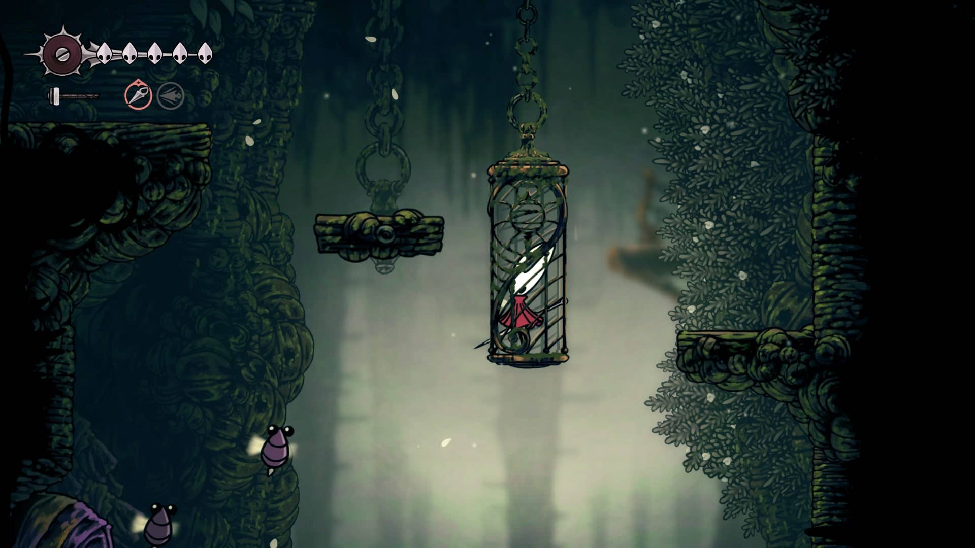 Хорнет едет на лифте в Shellwood в Hollow Knight: Silksong