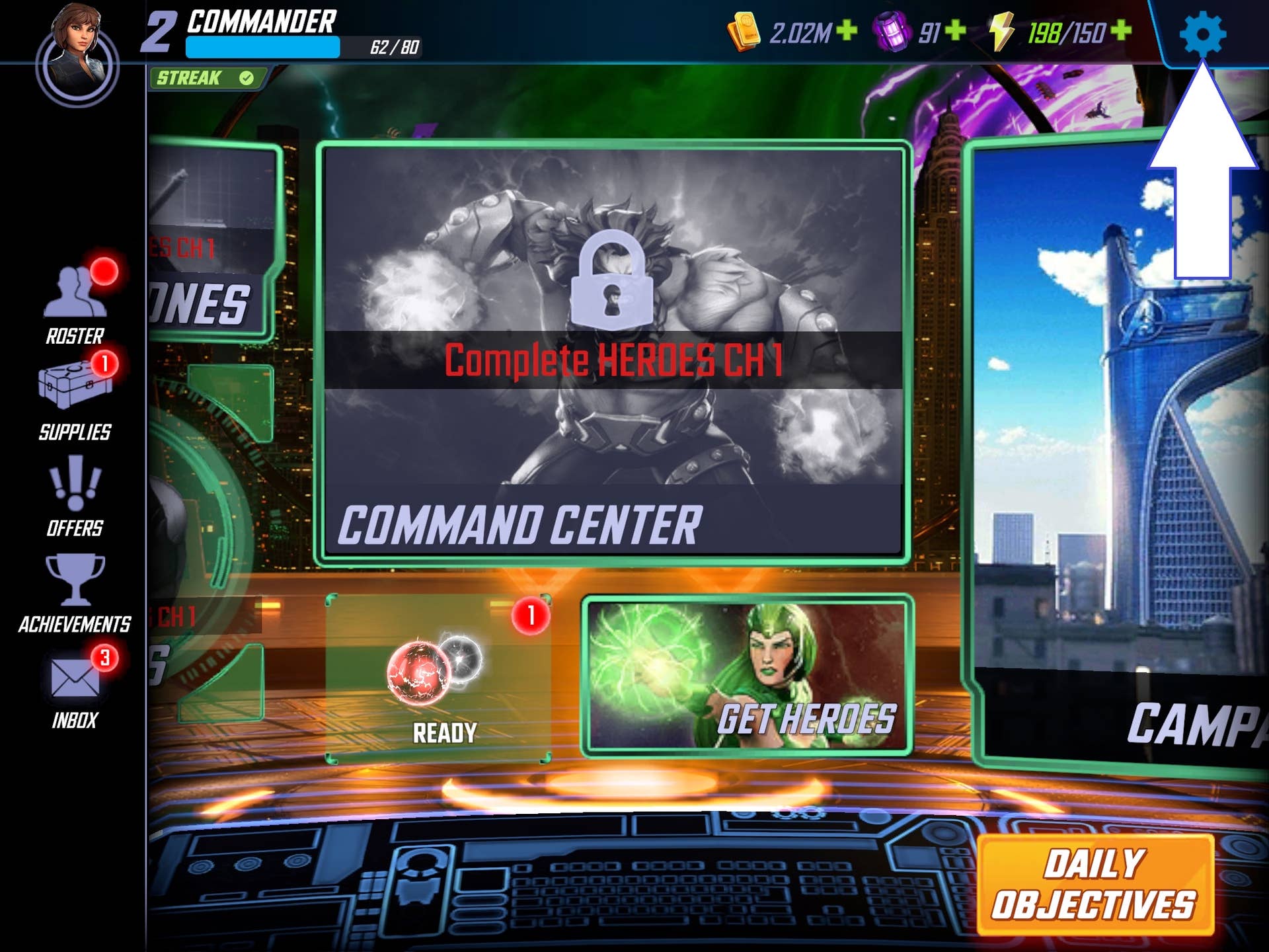 Скриншот Marvel Strike Force, показывающий кнопку настроек игры.